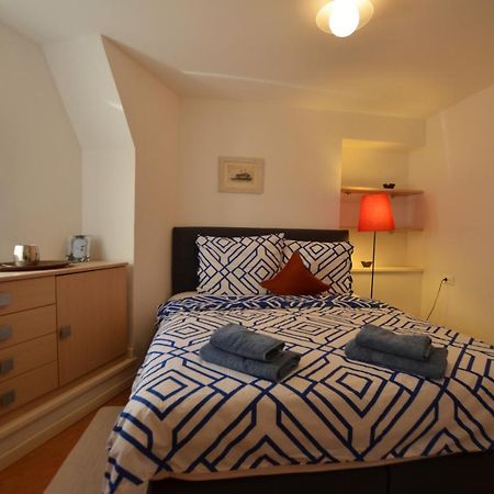 Stella 2 Sea View Apartment โรวีน ภายนอก รูปภาพ